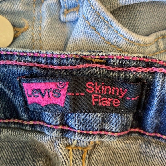 Girls LEVIS Stretch, Skinny Flare, Adjustable Waist, Denim Jeans.  Sz 7 Regular - Picture 4 of 5